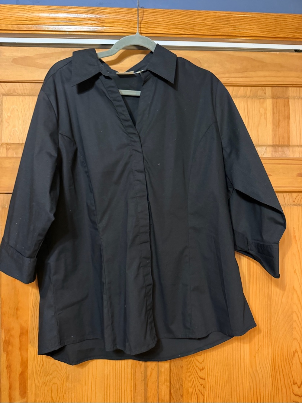 Lee Women's Black Button-Front Blouse